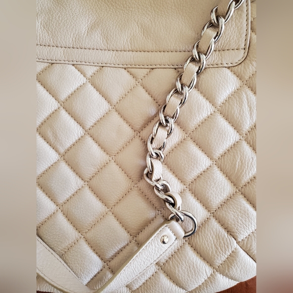 Kate Spade Purse - Picture 9 of 16